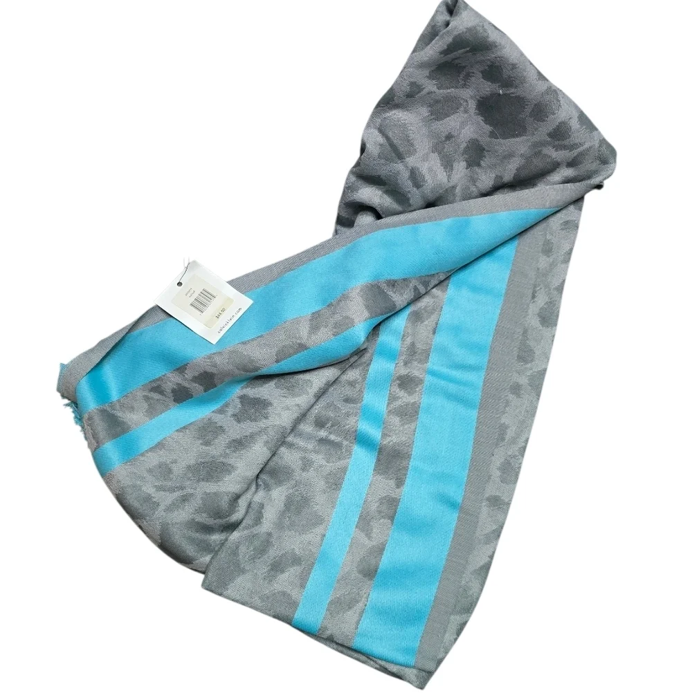 Calvin Klien Blue STRIP Lepoard Print Gray Scarf Named SURF